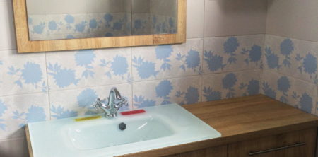 Mobilier de bai pentru lavoare aplicate